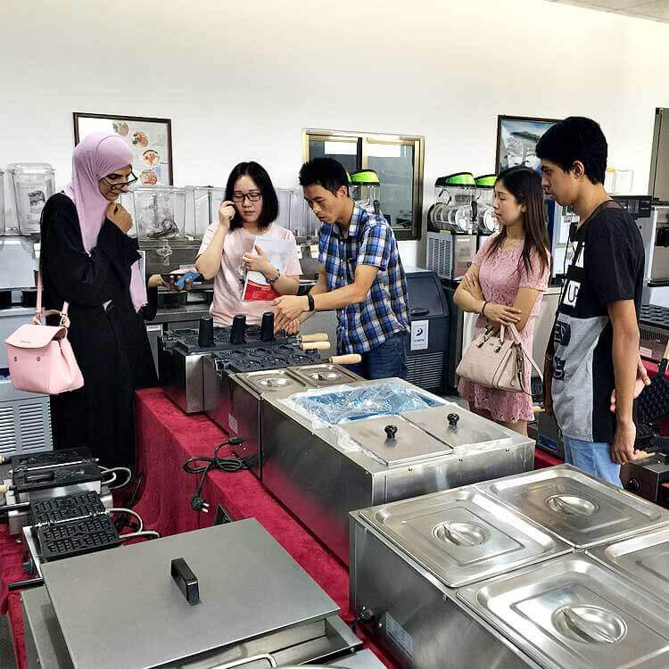 Fast food kitchen  equipment  bought by clients from Qatar  